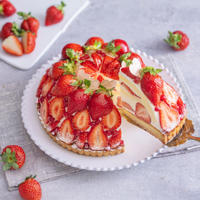 いちごたるとページ 店舗限定】チーバベリーのズコットケーキタルト｜フルーツタルトのラ